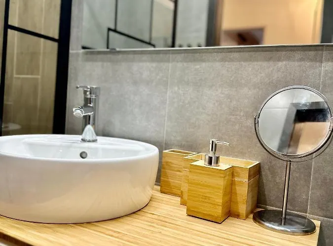 Apartment Allegro Home, By Lmg Sofia