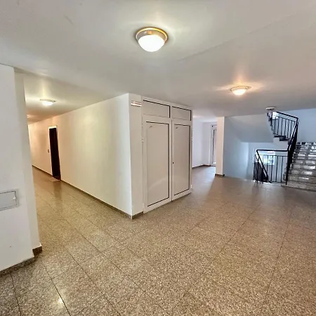 דירה Allegro Home, By Lmg